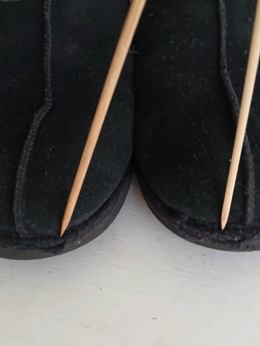 Men's UGG Tasman Slipper in Black Suede Size 11